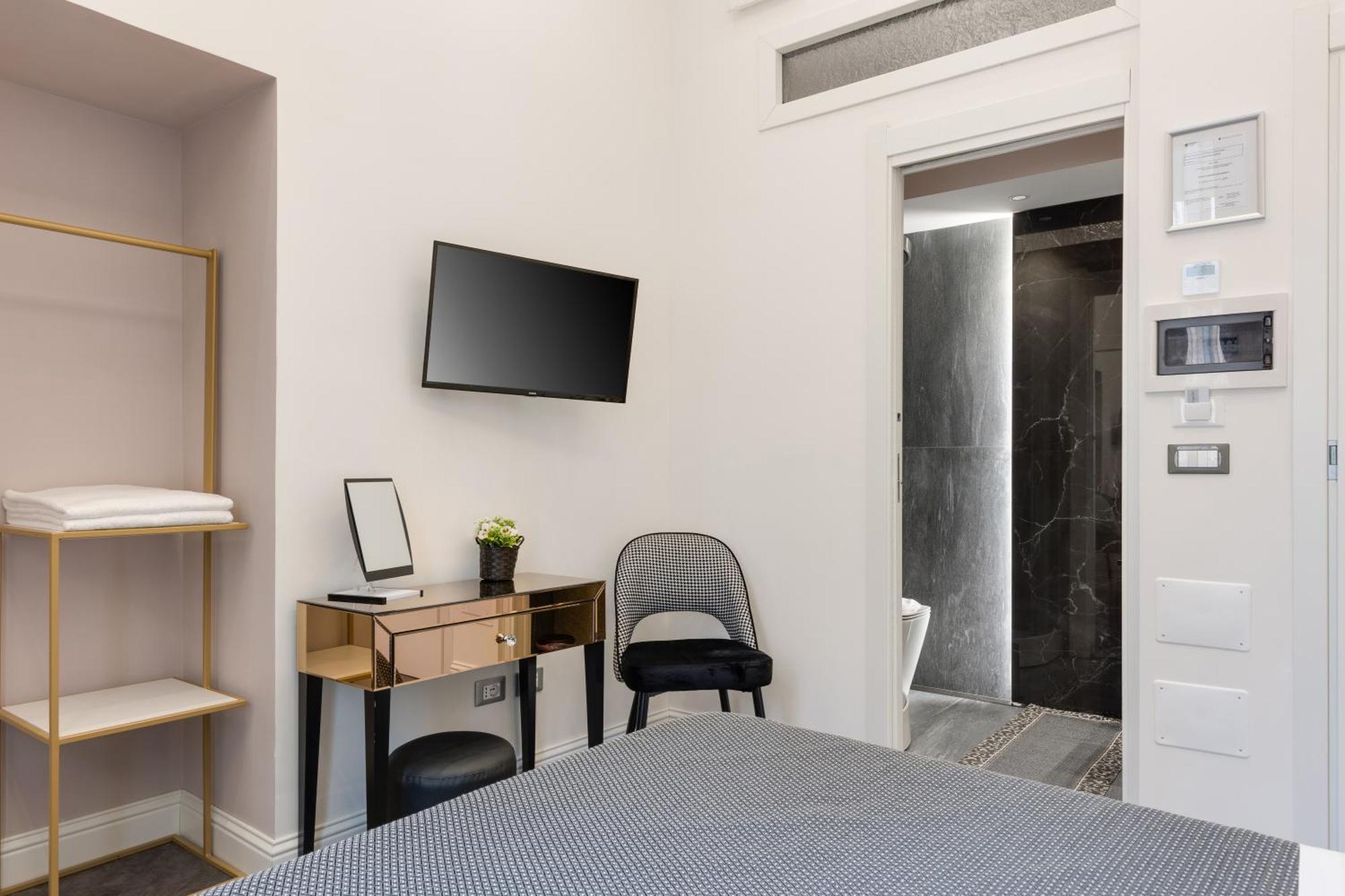 Antiqua Domus Hotel Rome Exterior photo